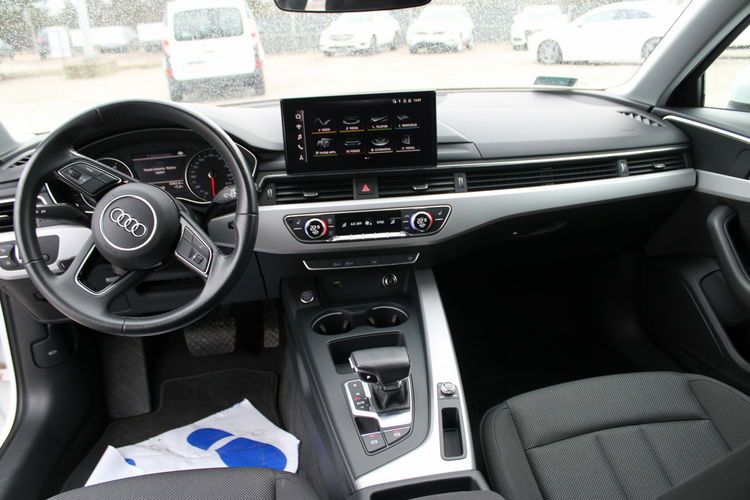 Audi A4 S-Tronic Gwarancja Nawigacja F-vat Salon Polska zdjęcie 27