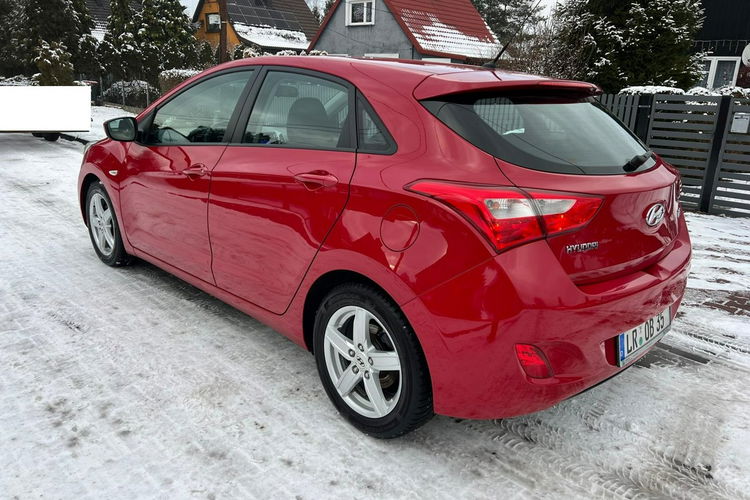 Hyundai i30 Klimatyzacja / 6 biegów / Komputer zdjęcie 3