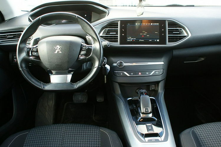 Peugeot 308 zdjęcie 16