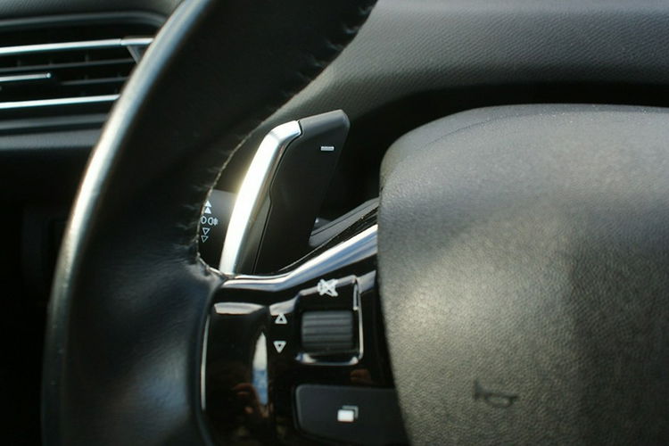 Peugeot 308 zdjęcie 18