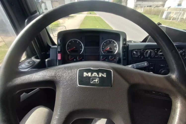 MAN TGA 26.390, HAKOWIEC 6X2 zdjęcie 19