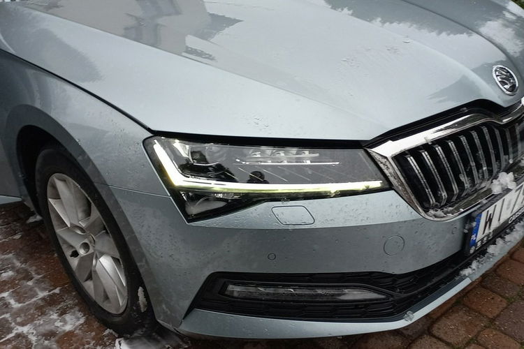 Skoda Superb DSG Full Led Matrix Grzane Fotele El.klapa Salon PL 63300 netto FV23 zdjęcie 17