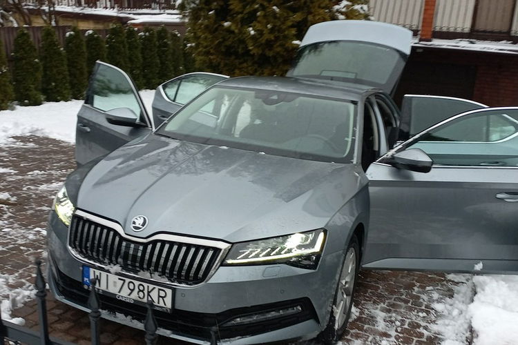 Skoda Superb DSG Full Led Matrix Grzane Fotele El.klapa Salon PL 63300 netto FV23 zdjęcie 22