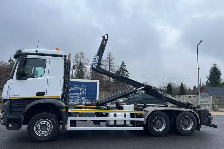 Mercedes AROCS 2645L 6x4 HAKOWIEC zdjęcie 5