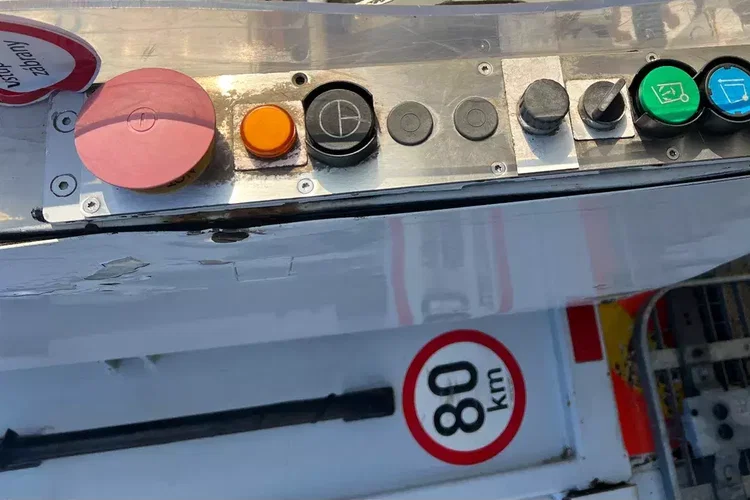 Mercedes ANTOS 1833 FAUN VARIOPRSS 520 zdjęcie 16