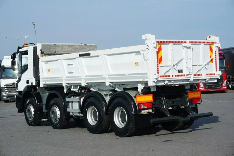 Iveco / TRAKKER / 480 / E 6 / WYWROTKA / 8 X 4 / HYDROBURTA / RETARDER zdjęcie 6
