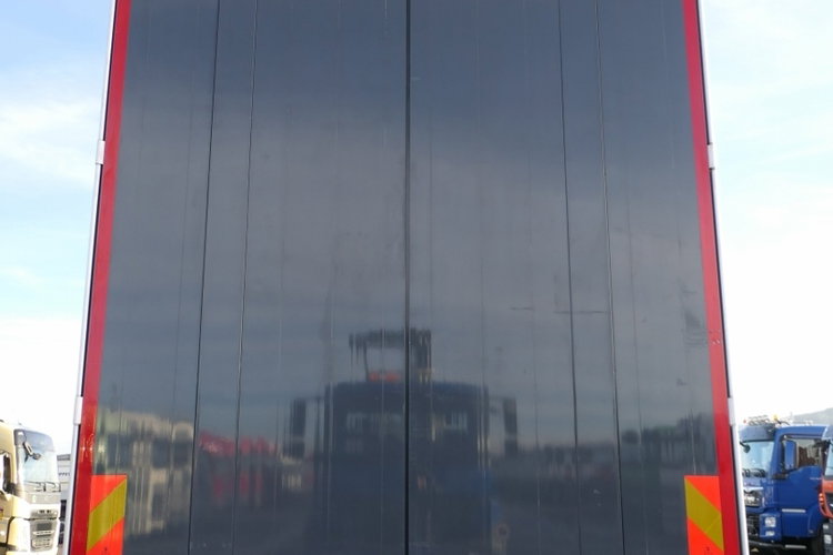 DAF XF 480 / 6x2 / FIRANKA - 8.2 m / + WINDA ZAŁADOWCZA / KLIMA POSTOJOWA / MOCNA PODŁOGA: SZYNA-DESKA / EURO 6 / OŚ PODNOSZONA zdjęcie 10