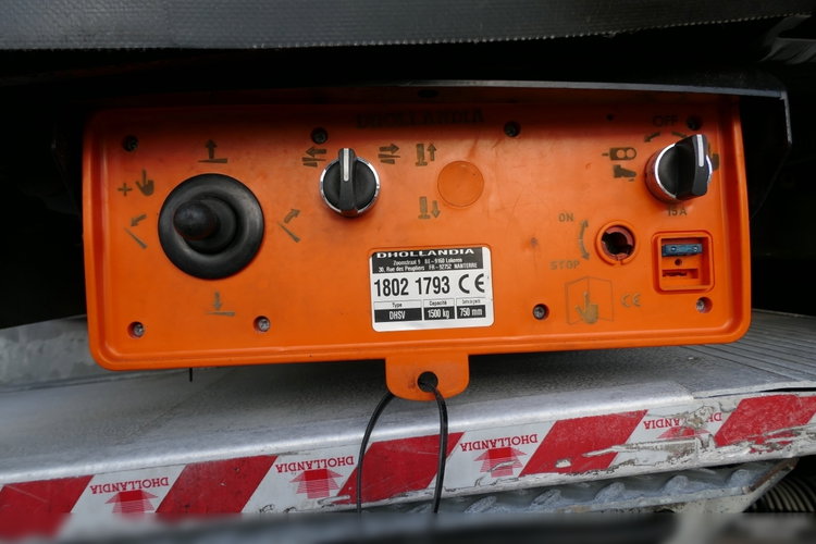 DAF XF 480 / 6x2 / FIRANKA - 8.2 m / + WINDA ZAŁADOWCZA / KLIMA POSTOJOWA / MOCNA PODŁOGA: SZYNA-DESKA / EURO 6 / OŚ PODNOSZONA zdjęcie 21