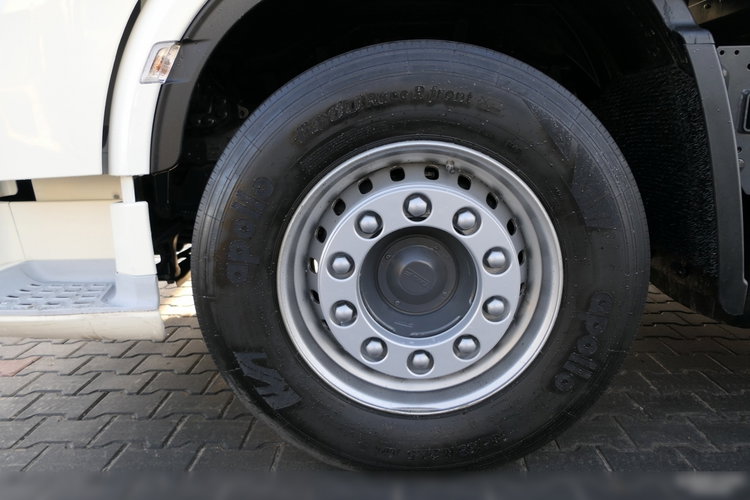 DAF XF 480 / 6x2 / FIRANKA - 8.2 m / + WINDA ZAŁADOWCZA / KLIMA POSTOJOWA / MOCNA PODŁOGA: SZYNA-DESKA / EURO 6 / OŚ PODNOSZONA zdjęcie 24