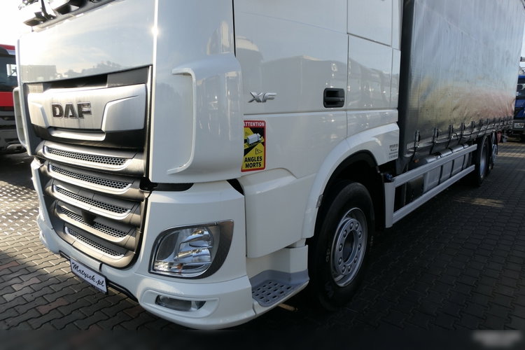 DAF XF 480 / 6x2 / FIRANKA - 8.2 m / + WINDA ZAŁADOWCZA / KLIMA POSTOJOWA / MOCNA PODŁOGA: SZYNA-DESKA / EURO 6 / OŚ PODNOSZONA zdjęcie 6