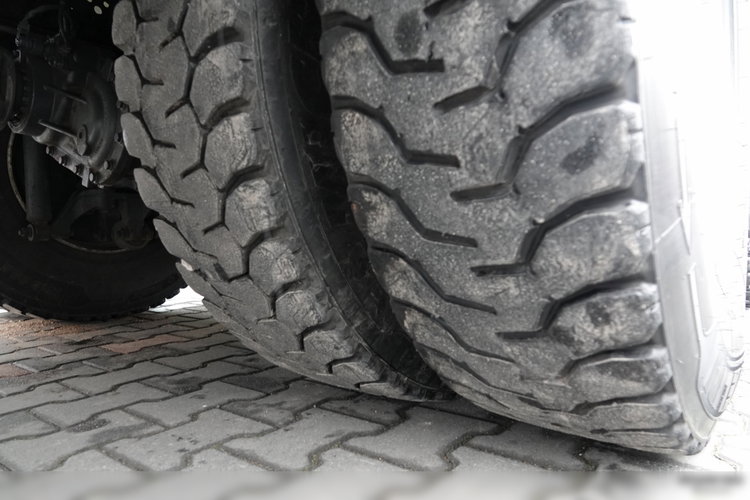 Mercedes AROCS 2636 / 6x4 / SKRZYNIOWY- 6, 5 M / + HDS HIAB 192 E-5 wysów: 15m / EURO 6 / STEROWANIE RADIOWE / ROTATOR  zdjęcie 25