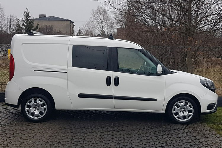 Fiat Doblo MAXI 5 OSÓB DŁUGI KLIMA 2 xDRZWI BOCZNE PRZESUWNE I-WŁAŚCICIEL zdjęcie 11