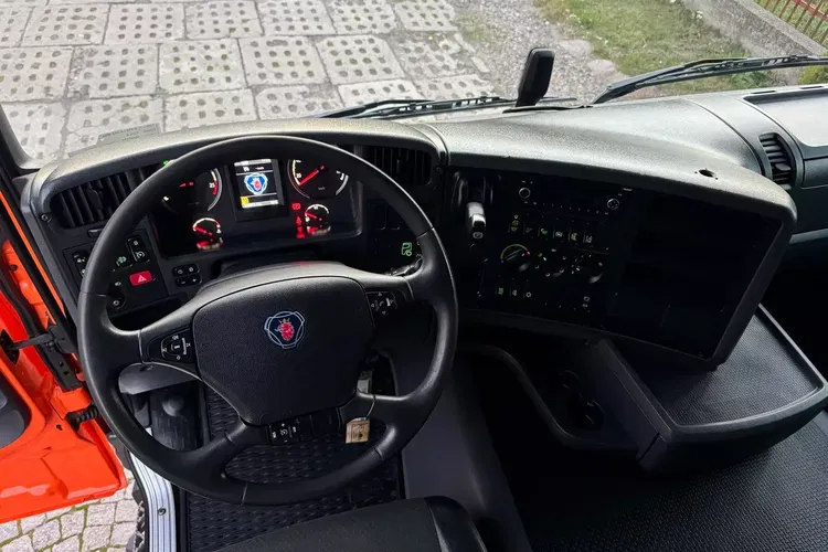 Scania R410 zdjęcie 23