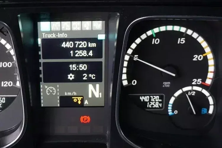 Mercedes ACTROS / 2543 / ACC / E 6 / PEŁNY ADR / SKRZYNIOWY / ZAWIESIE POD WÓZEK zdjęcie 12