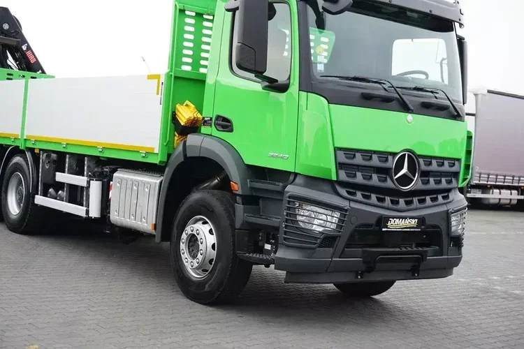 Mercedes AROCS / 3240 / 8 X 4 / TRIDEM / SKRZYNIOWY + HDS / HIAB 262 E – 7 / WYS. 19 M zdjęcie 20