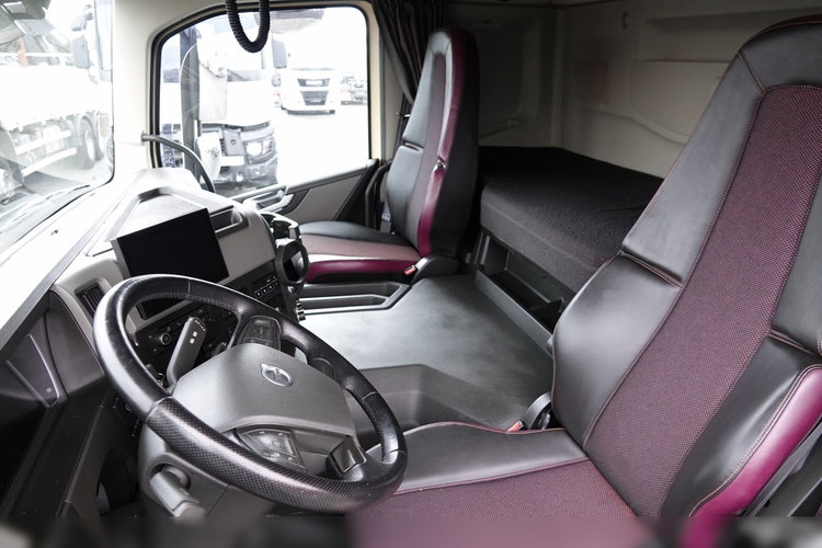 Volvo FM 380 / ZESTAW TANDEM / 120 M3 / PRZEJAZDOWY / KLIMA POSTOJOWA / PO ZŁOTYM KONTRAKCIE SERWISOWYM / NOWY MODEL  zdjęcie 46