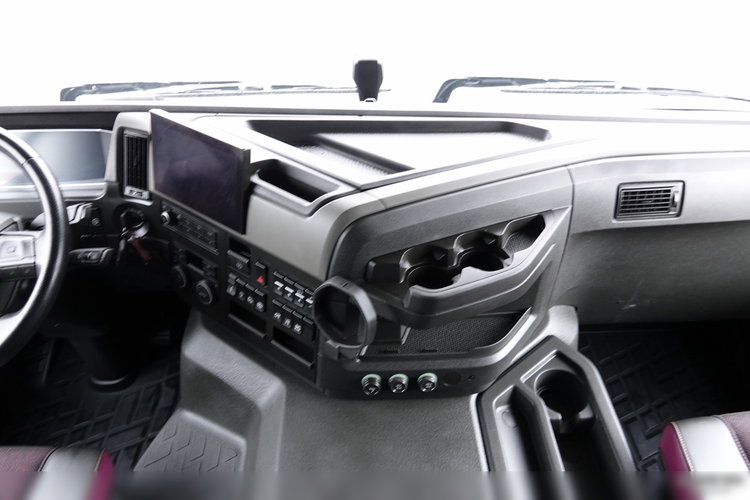 Volvo FM 380 / ZESTAW TANDEM / 120 M3 / PRZEJAZDOWY / KLIMA POSTOJOWA / PO ZŁOTYM KONTRAKCIE SERWISOWYM / NOWY MODEL  zdjęcie 52