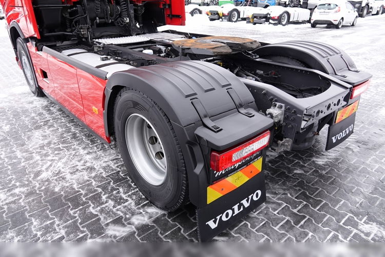 Volvo FH 500 / I-SAVE / XXL / KLIMA POSTOJOWA / NOWY MODEL / OPONY 100 % / PO ZŁOTYM KONTRAKCIE SERWISOWYM zdjęcie 15