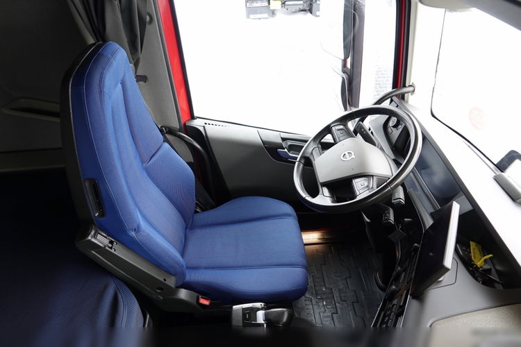 Volvo FH 500 / I-SAVE / XXL / KLIMA POSTOJOWA / NOWY MODEL / OPONY 100 % / PO ZŁOTYM KONTRAKCIE SERWISOWYM zdjęcie 36