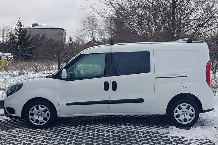 Fiat Doblo MAXI 5 OSÓB DŁUGI KLIMA 2 xDRZWI BOCZNE PRZESUWNE I-WŁAŚCICIEL zdjęcie 11