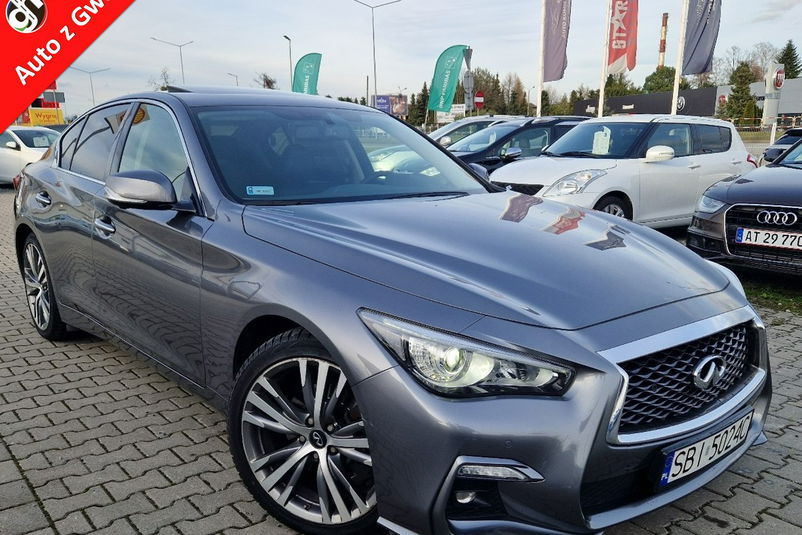samochód osobowy Infiniti zdjęcie 1