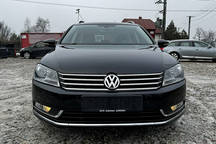 Volkswagen Passat Panorama Skóry Navi Gwarancja zdjęcie 9