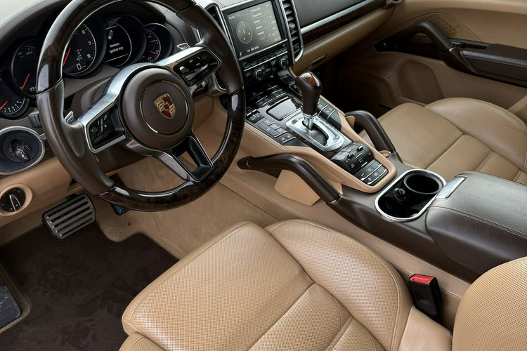Porsche Cayenne GTS 3.6 GTS 440 Km 39 Tyś przebieg Stan BDB Gwarancja zdjęcie 10