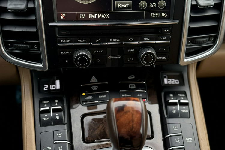 Porsche Cayenne GTS 3.6 GTS 440 Km 39 Tyś przebieg Stan BDB Gwarancja zdjęcie 34