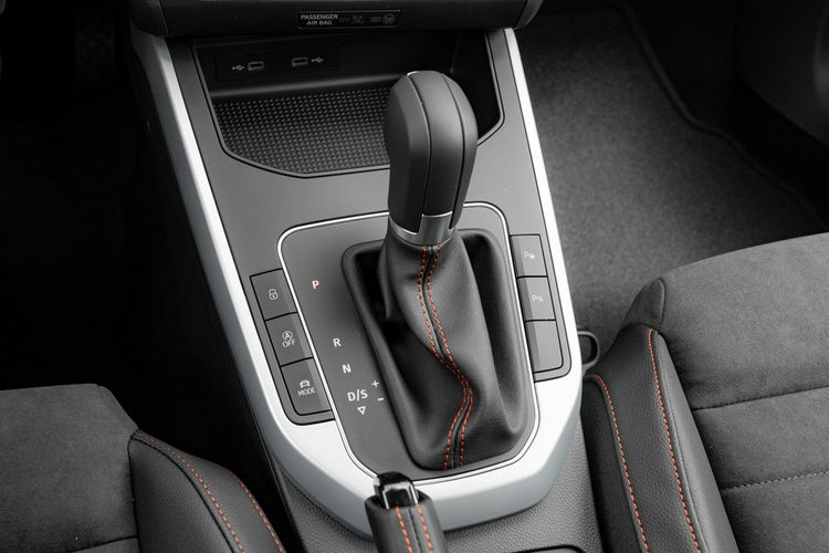 Seat Arona FR 1.0 TSI 115KM DSG Podgrz.f K.cofania LED Salon PL VAT 23% zdjęcie 21