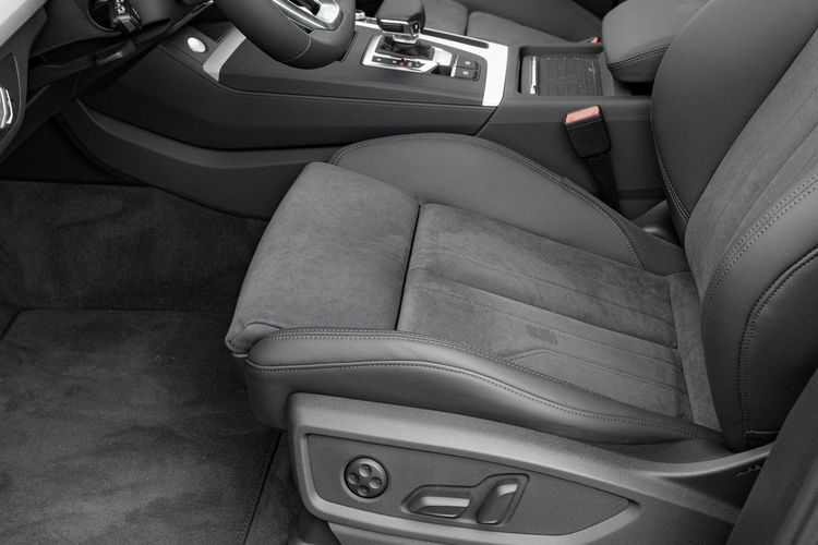 Audi Q5 Sportback S line 40 TFSI quattro Podgrz.f K.cofania Pneumatyka Salon PL VAT 23% zdjęcie 14