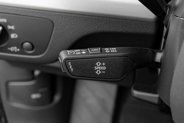 Audi Q5 Sportback S line 40 TFSI quattro Podgrz.f K.cofania Pneumatyka Salon PL VAT 23% zdjęcie 21