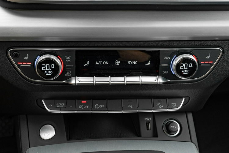 Audi Q5 Sportback S line 40 TFSI quattro Podgrz.f K.cofania Pneumatyka Salon PL VAT 23% zdjęcie 23