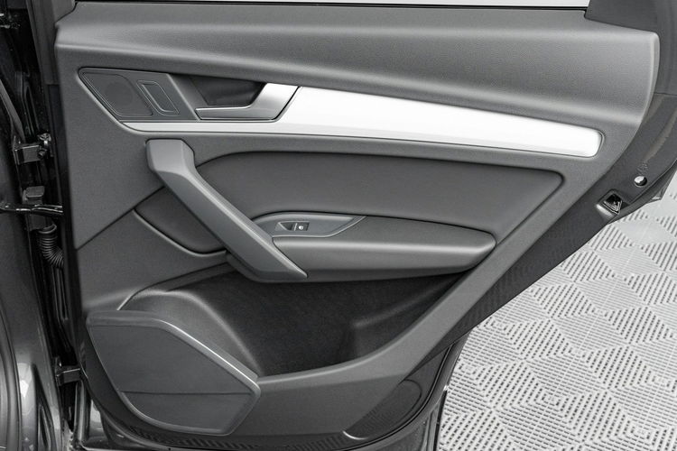 Audi Q5 Sportback S line 40 TFSI quattro Podgrz.f K.cofania Pneumatyka Salon PL VAT 23% zdjęcie 33