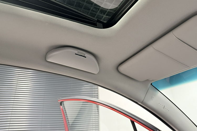 Hyundai Tucson 1.6 B + LPG BRC LUXURY LED Kamera Navi GPS Alu18 AppleCarPlay Skóry zdjęcie 33