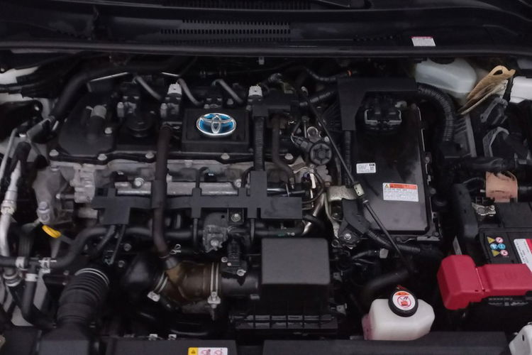 Toyota Corolla Comfort e-CVT 1.8 Hybryda Pełna historia serwisowa ASO FV23% zdjęcie 14