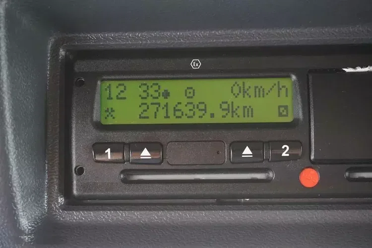 Scania / P 410 / EURO 6 / CHŁODNIA + WINDA / 23 PALETY / OŚ SKRĘTNA zdjęcie 12