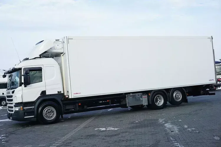 Scania / P 410 / EURO 6 / CHŁODNIA + WINDA / 23 PALETY / OŚ SKRĘTNA zdjęcie 3