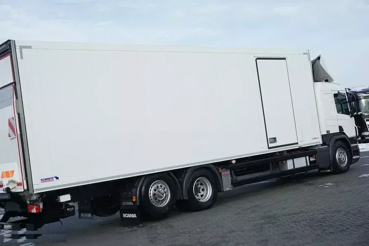 Scania / P 410 / EURO 6 / CHŁODNIA + WINDA / 23 PALETY / OŚ SKRĘTNA zdjęcie 32
