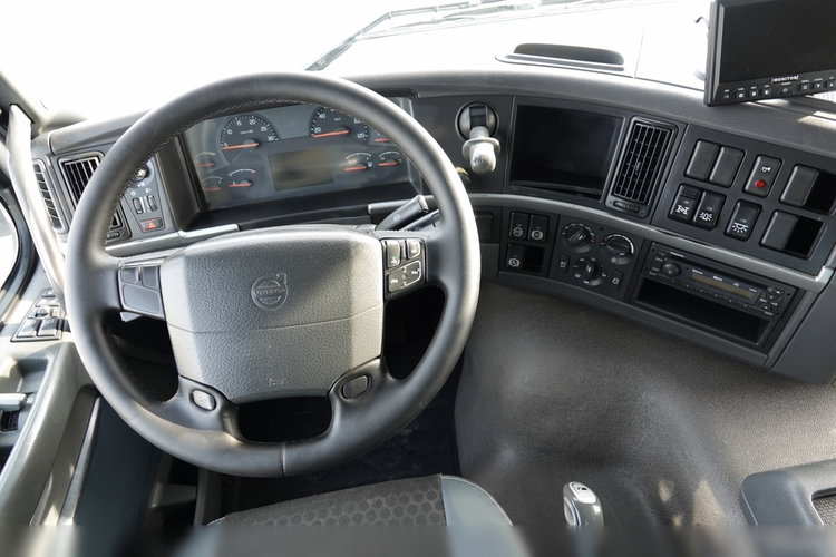 Volvo FMX 460 / 8x4 / WYWROTKA / HYDROBURTA / BORDMATIC / MEILLER KIPER / EURO 5 / EEV / SPROWADZONY  zdjęcie 40