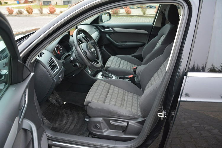 Q3 Automat S-Line Quattro Ledy bi-Xenon Navi Alu18" z Niemiec ASO Audi zdjęcie 21