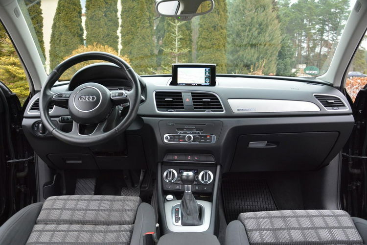 Q3 Automat S-Line Quattro Ledy bi-Xenon Navi Alu18" z Niemiec ASO Audi zdjęcie 23