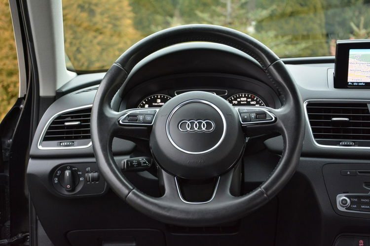Q3 Automat S-Line Quattro Ledy bi-Xenon Navi Alu18" z Niemiec ASO Audi zdjęcie 24
