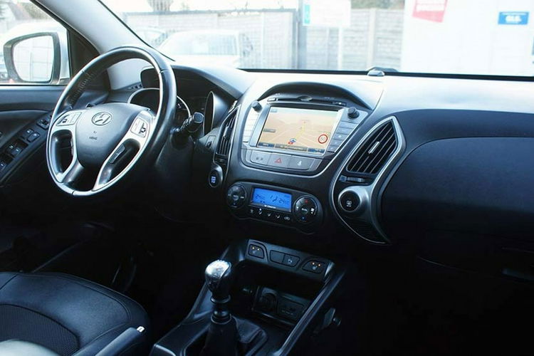 Hyundai ix35 zdjęcie 14