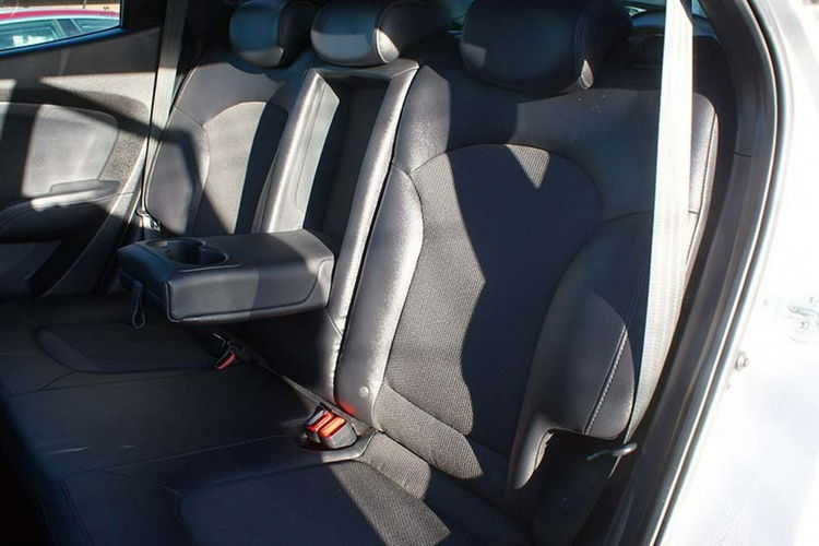 Hyundai ix35 zdjęcie 16