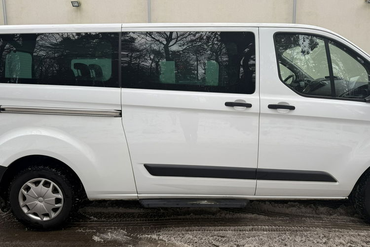 Ford Transit Custom 2.O TDCI 130 KM 1 WŁAŚCICIEL W PL 9 OSOBOWY KAMERA COFANIA BEZ WKŁADU zdjęcie 3