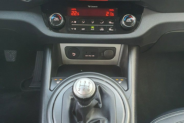 Kia Sportage 2.0 163KM # XL # Full Opcja # Udokumentowany Przebieg # GWARANCJA zdjęcie 20