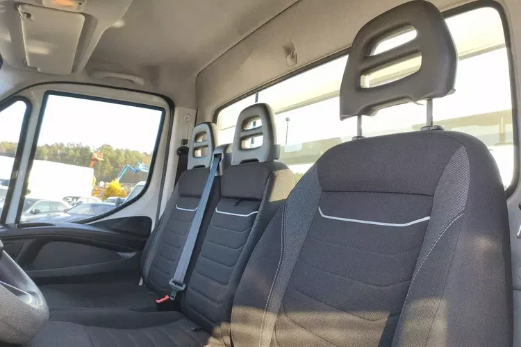 Iveco Daily 35C16 V zdjęcie 13