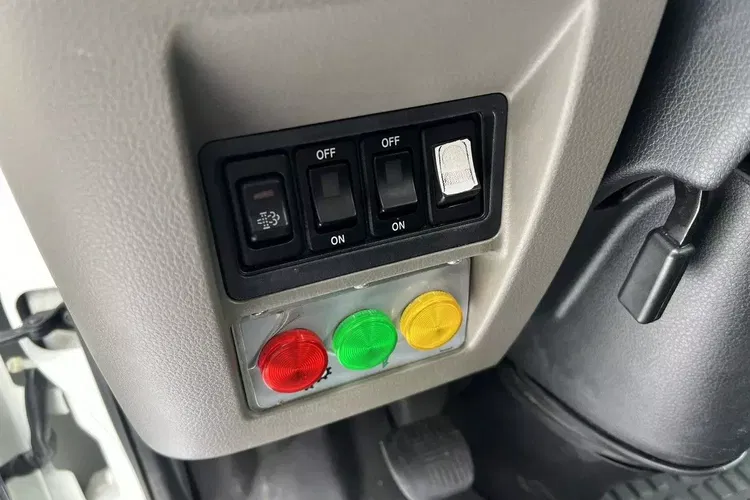 Nissan Cabstar zdjęcie 17