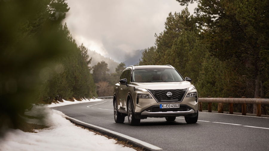 NISSAN X-Trail 1.5 VC-T e-POWER Tekna e-4ORCE zdjęcie 