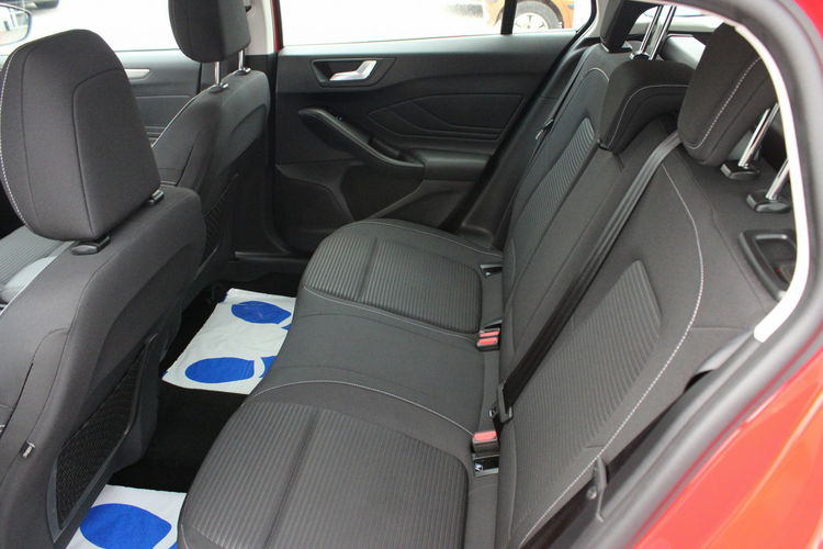 Ford Focus Titanium FullLed Gwarancja F-vat 120HP zdjęcie 10